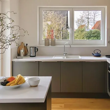 Dom wakacyjny Stunning In Lembruchduemmer With Sauna Lembruch